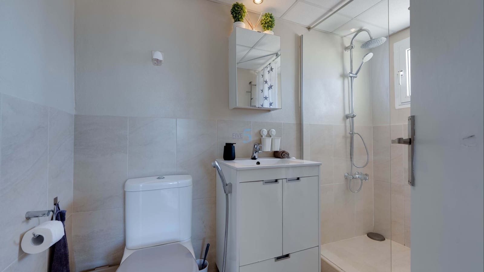 1 sovrum Lägenhet till salu i Torrevieja med pool - 129 000 € (Ref: 9825824)