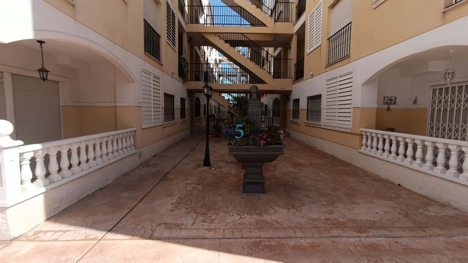 2 soveværelse Lejlighed til salg i Formentera del Segura med swimmingpool - € 92.500 (Ref: 9827698)