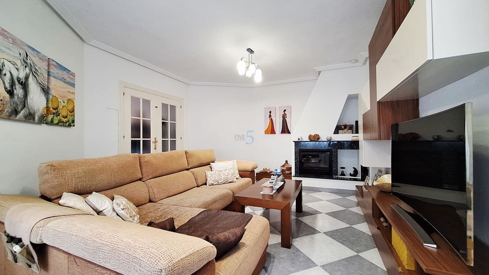 4 soverom Hus til salgs i Los Alcazares med svømmebasseng garasje - € 239 000 (Ref: 9827961)