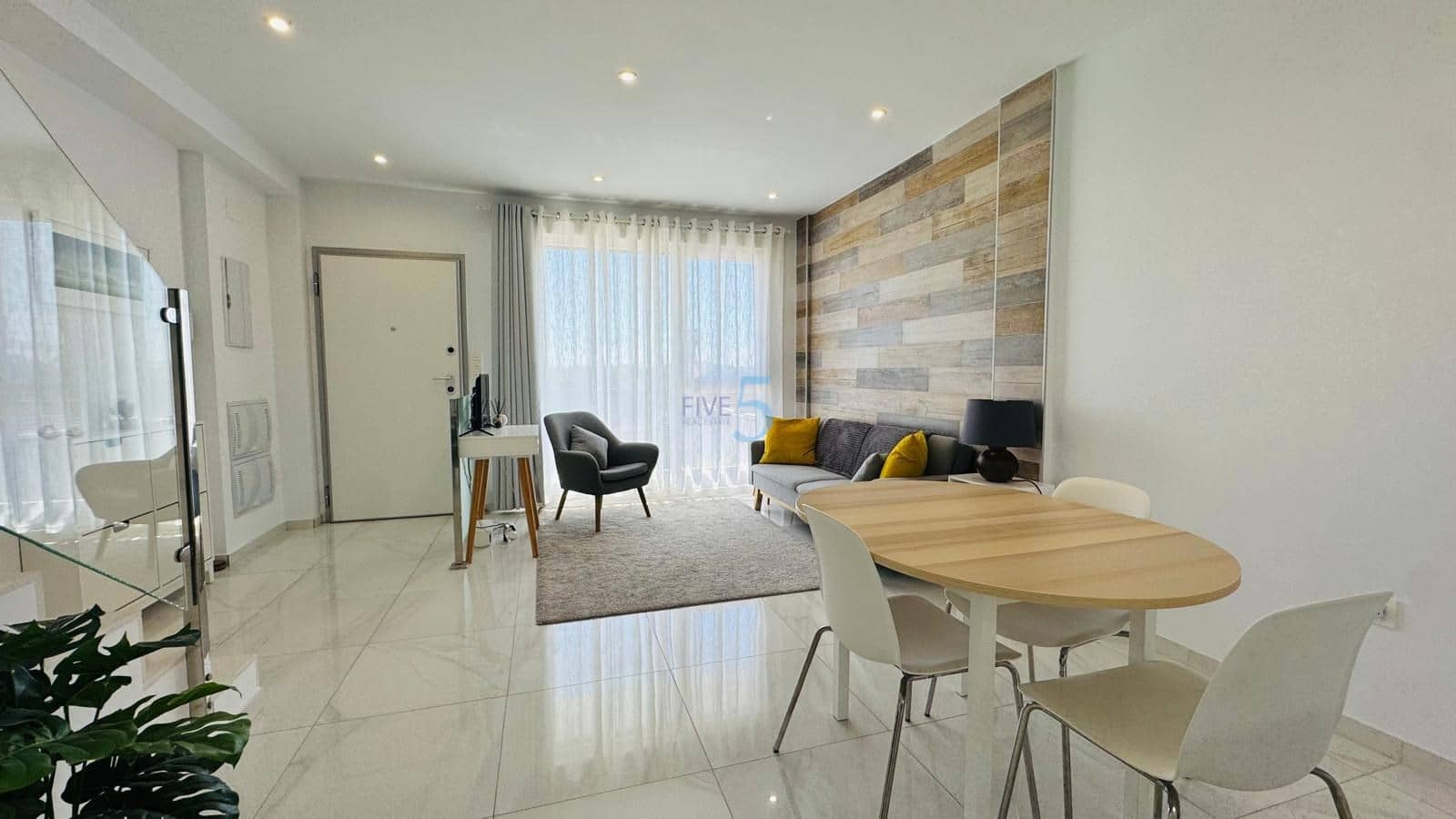 3 bedroom Townhouse for sale in Los Balcones with pool garage - € 300,000 (Ref: 9828040)