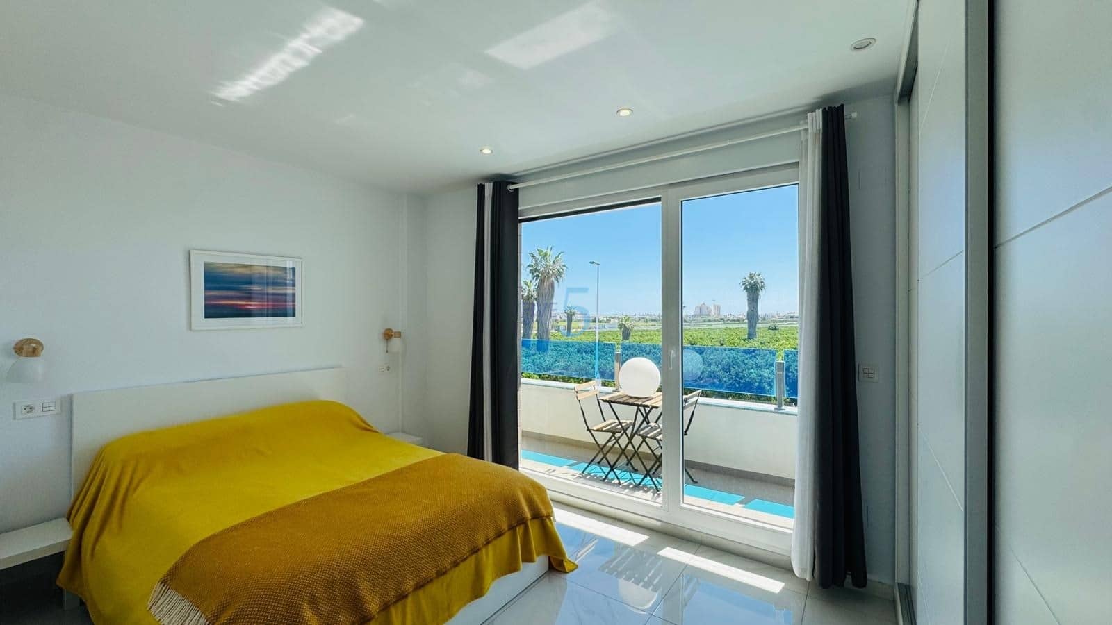3 bedroom Townhouse for sale in Los Balcones with pool garage - € 300,000 (Ref: 9828040)