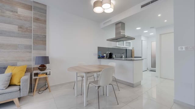 3 sypialnia Dom na sprzedaż w Los Balcones z basenem garażem - 300 000 € (Ref: 9828040)