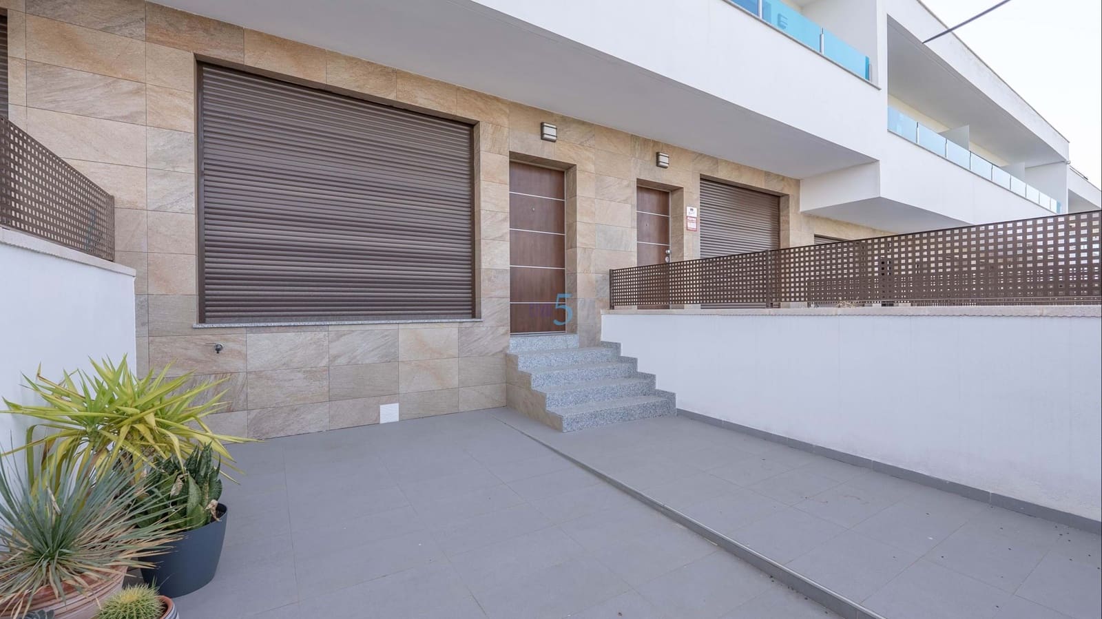 3 bedroom Townhouse for sale in Los Balcones with pool garage - € 300,000 (Ref: 9828040)