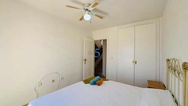 2 soveværelse Byhus til salg i Las Ramblas Golf, Orihuela med swimmingpool - € 234.000 (Ref: 9829612)