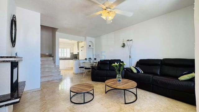 2 soveværelse Byhus til salg i Las Ramblas Golf, Orihuela med swimmingpool - € 234.000 (Ref: 9829612)