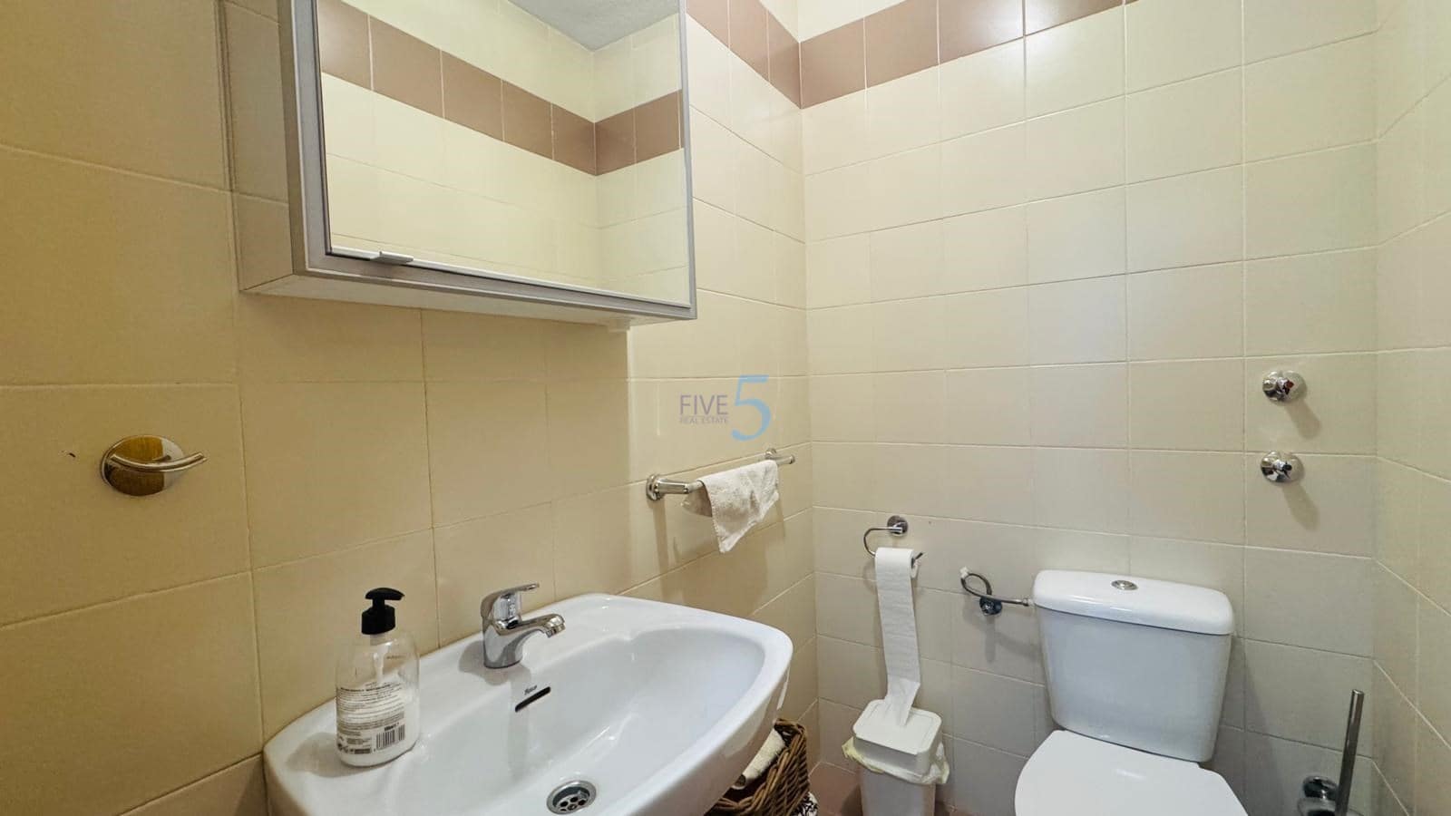 3 camera da letto Casa in vendita in Villamartin con garage - 260.000 € (Rif: 9830318)