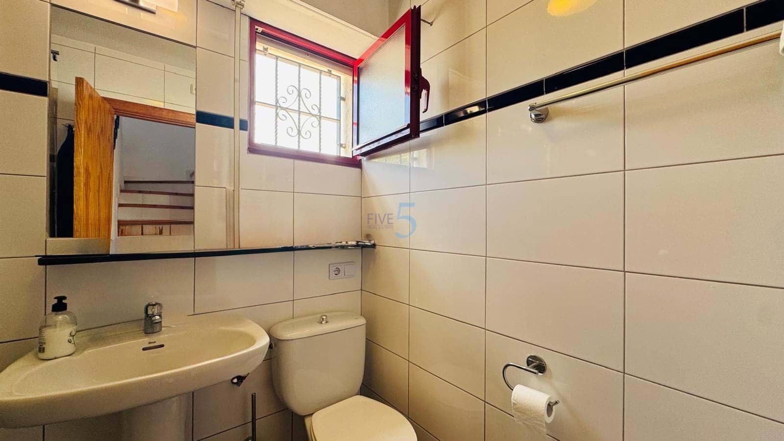3 camera da letto Casa in vendita in Villamartin con garage - 260.000 € (Rif: 9830318)