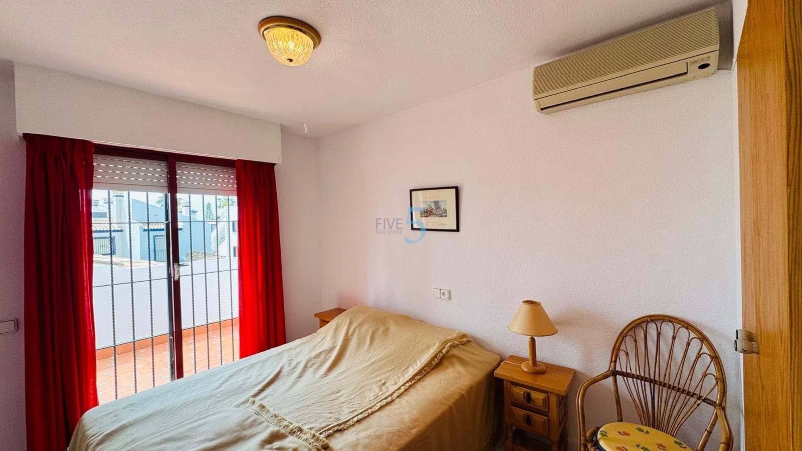 3 camera da letto Casa in vendita in Villamartin con garage - 260.000 € (Rif: 9830318)
