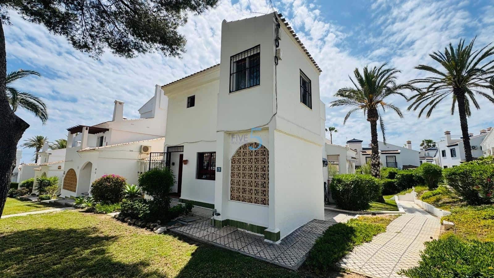 3 camera da letto Casa in vendita in Villamartin con garage - 260.000 € (Rif: 9830318)