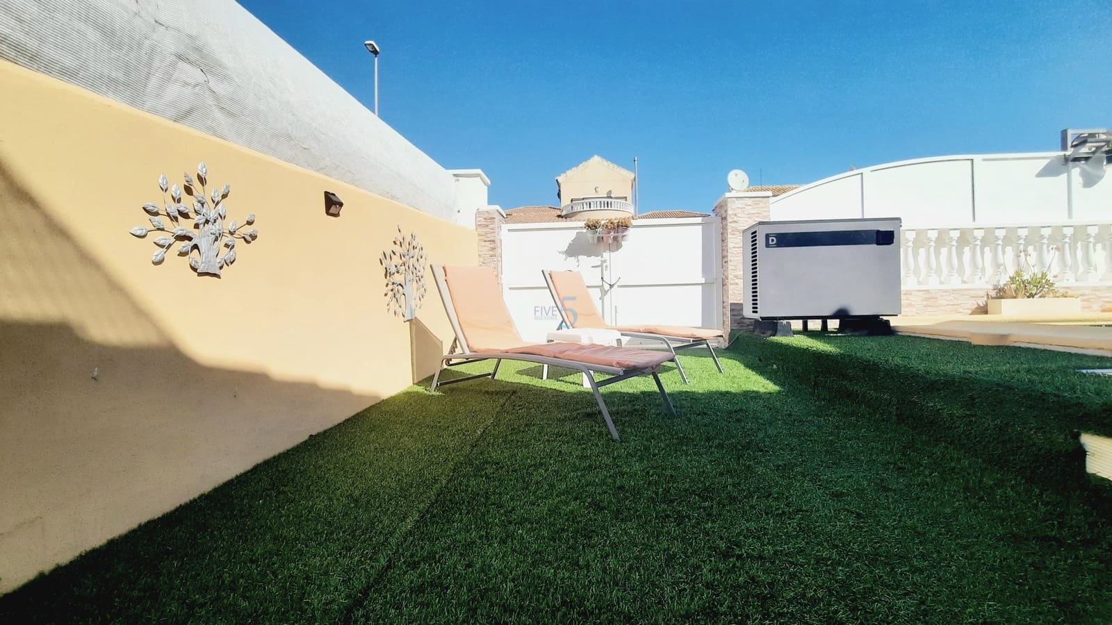 2 bedroom Villa for sale in Pinar de Campoverde with pool - € 259,950 (Ref: 9830319)