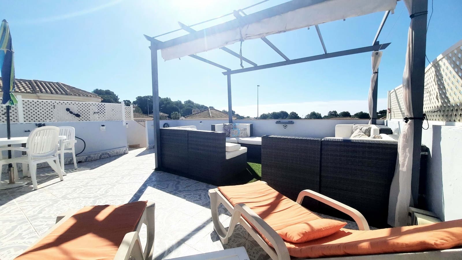 2 bedroom Villa for sale in Pinar de Campoverde with pool - € 259,950 (Ref: 9830319)