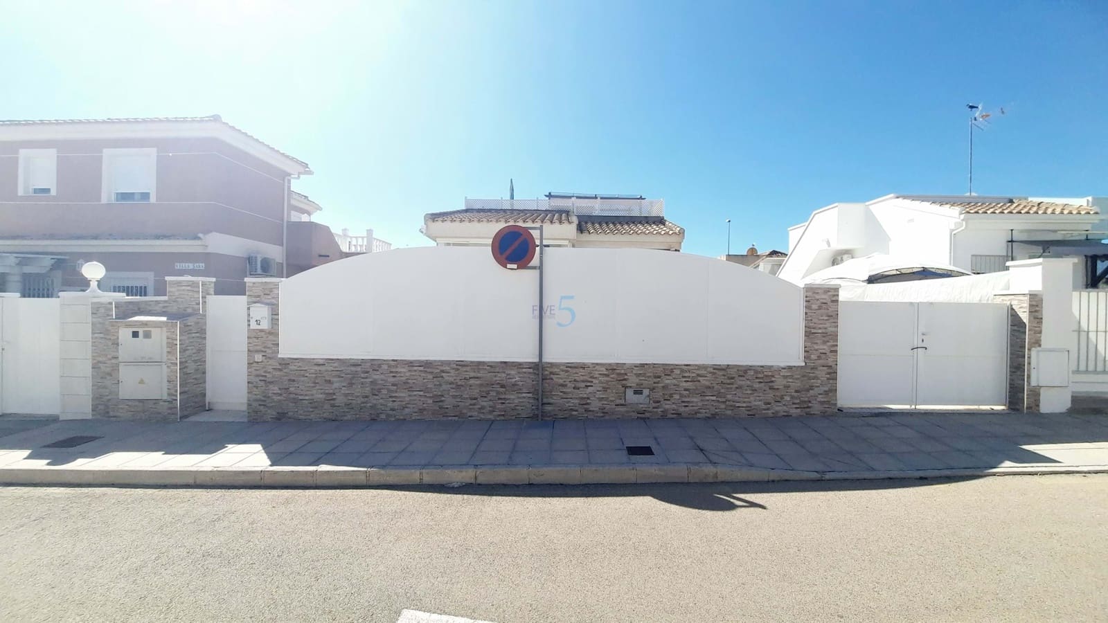 2 bedroom Villa for sale in Pinar de Campoverde with pool - € 259,950 (Ref: 9830319)