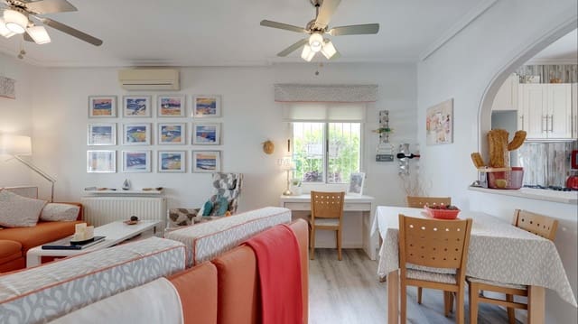 2 soverom Villa til salgs i Pinar de Campoverde, Pilar de la Horadada med svømmebasseng - € 244 500 (Ref: 9830319)