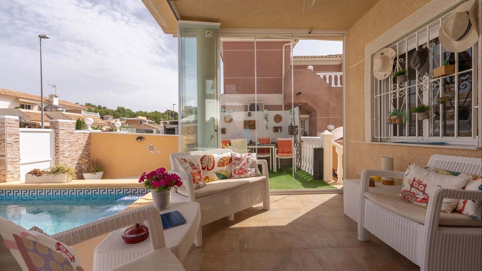 2 soverom Villa til salgs i Pinar de Campoverde med svømmebasseng - € 244 500 (Ref: 9830319)