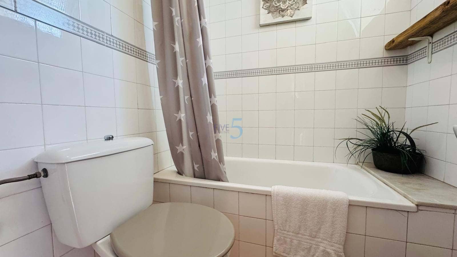 1 sovrum Lägenhet till salu i Torrevieja - 134 000 € (Ref: 9830321)