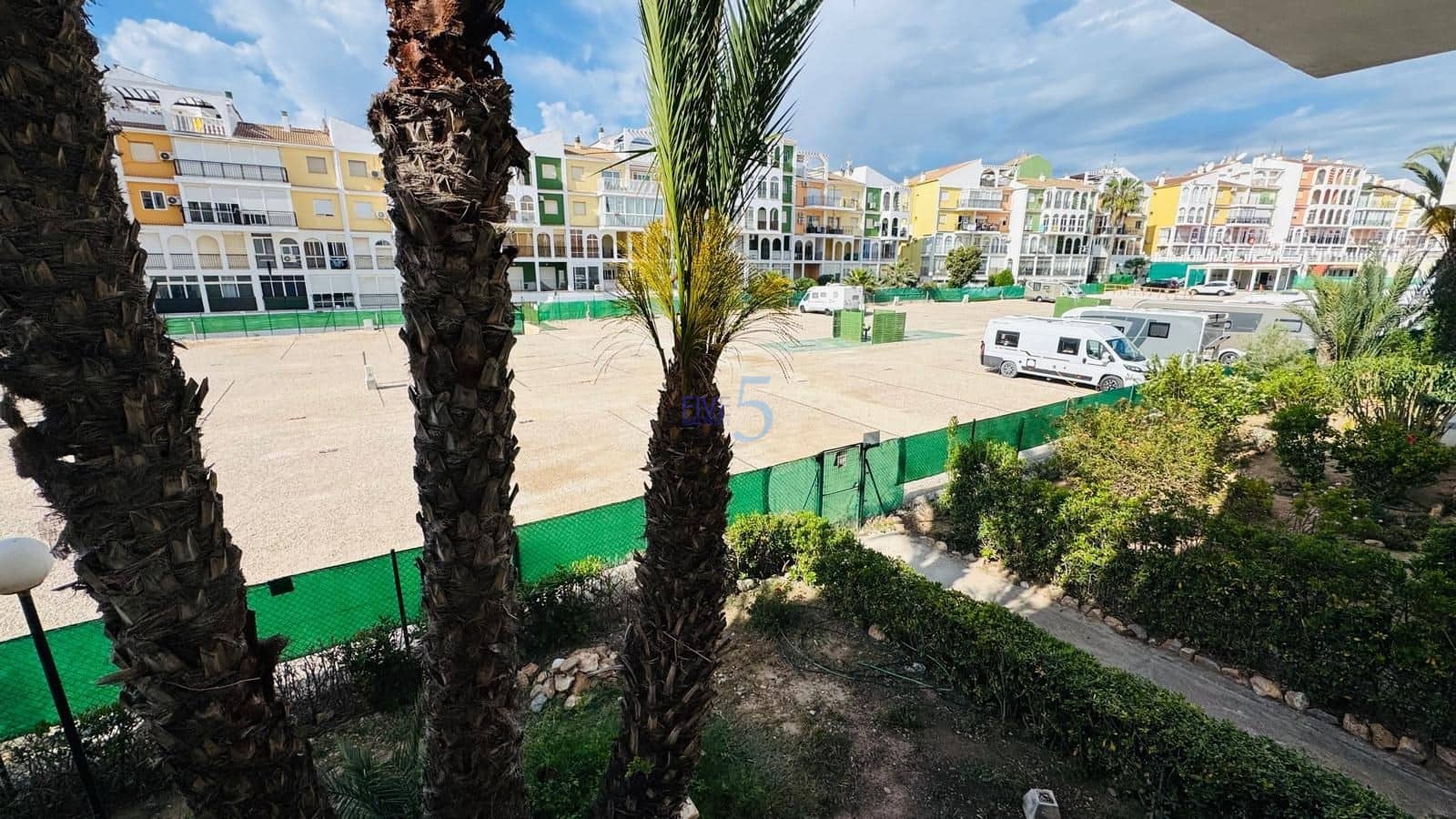 1 sovrum Lägenhet till salu i Torrevieja - 134 000 € (Ref: 9830321)
