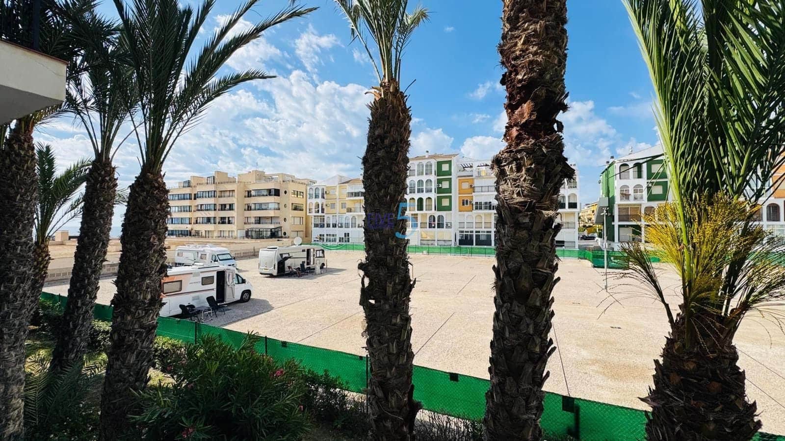 1 sovrum Lägenhet till salu i Torrevieja - 134 000 € (Ref: 9830321)