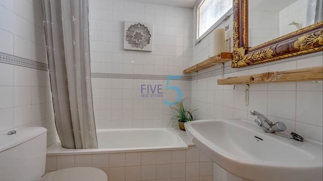 1 Zimmer Apartment zu verkaufen in Torrevieja - 125.000 € (Ref: 9830321)