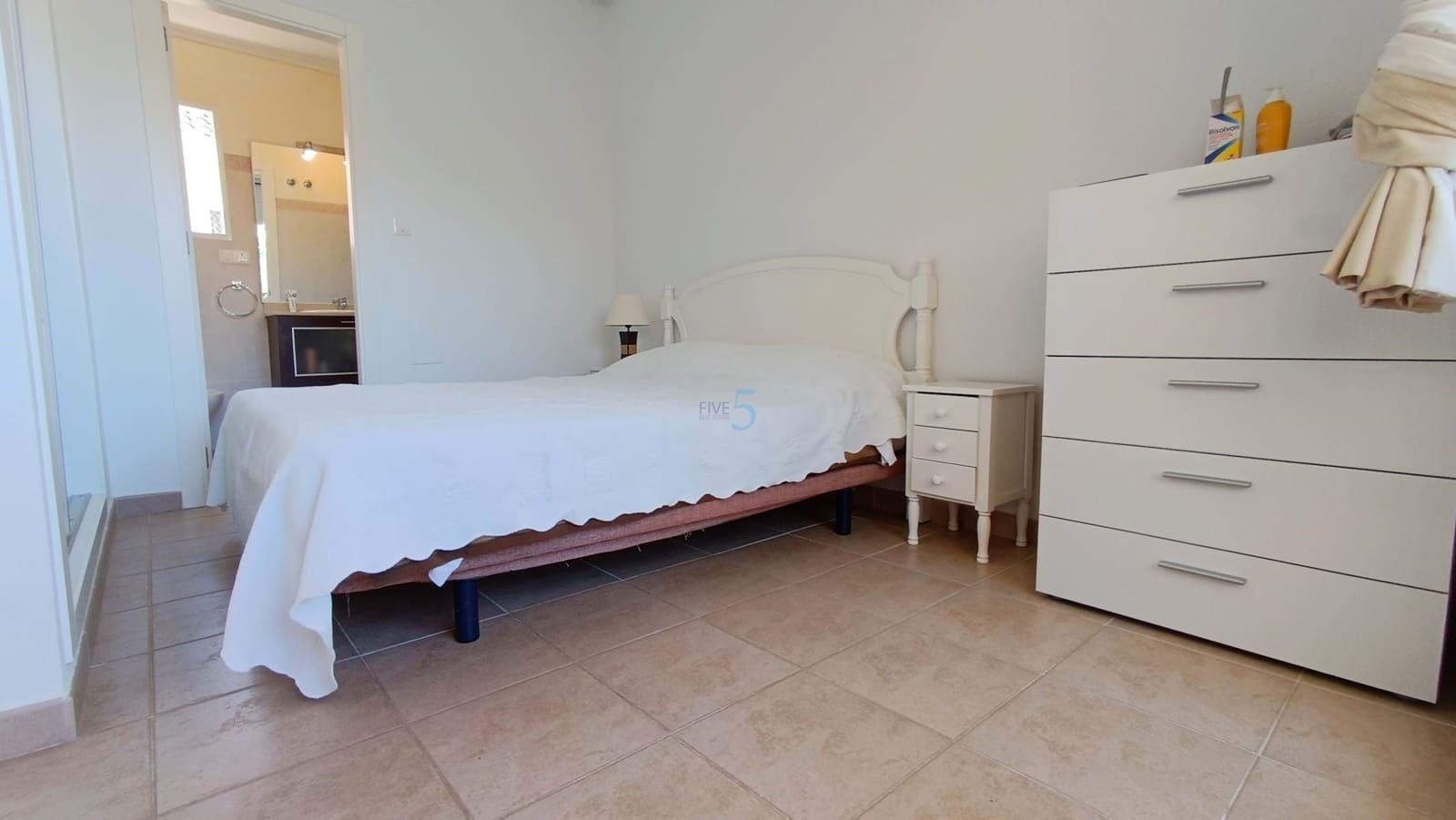 3 soveværelse Lejlighed til salg i Jacarilla med swimmingpool garage - € 145.000 (Ref: 9830322)