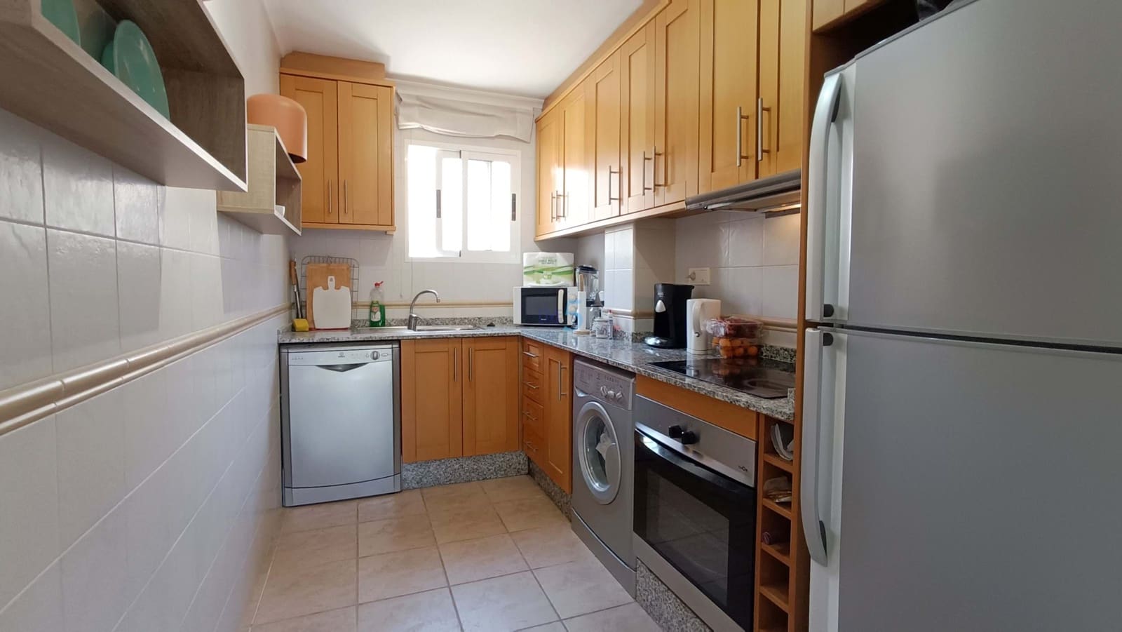 3 soveværelse Lejlighed til salg i Jacarilla med swimmingpool garage - € 145.000 (Ref: 9830322)