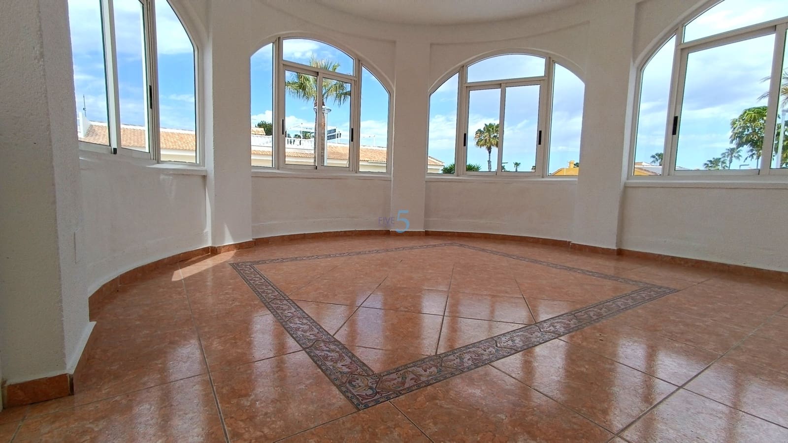 2 soveværelse Villa til salg i Benijofar med swimmingpool garage - € 275.000 (Ref: 9830398)
