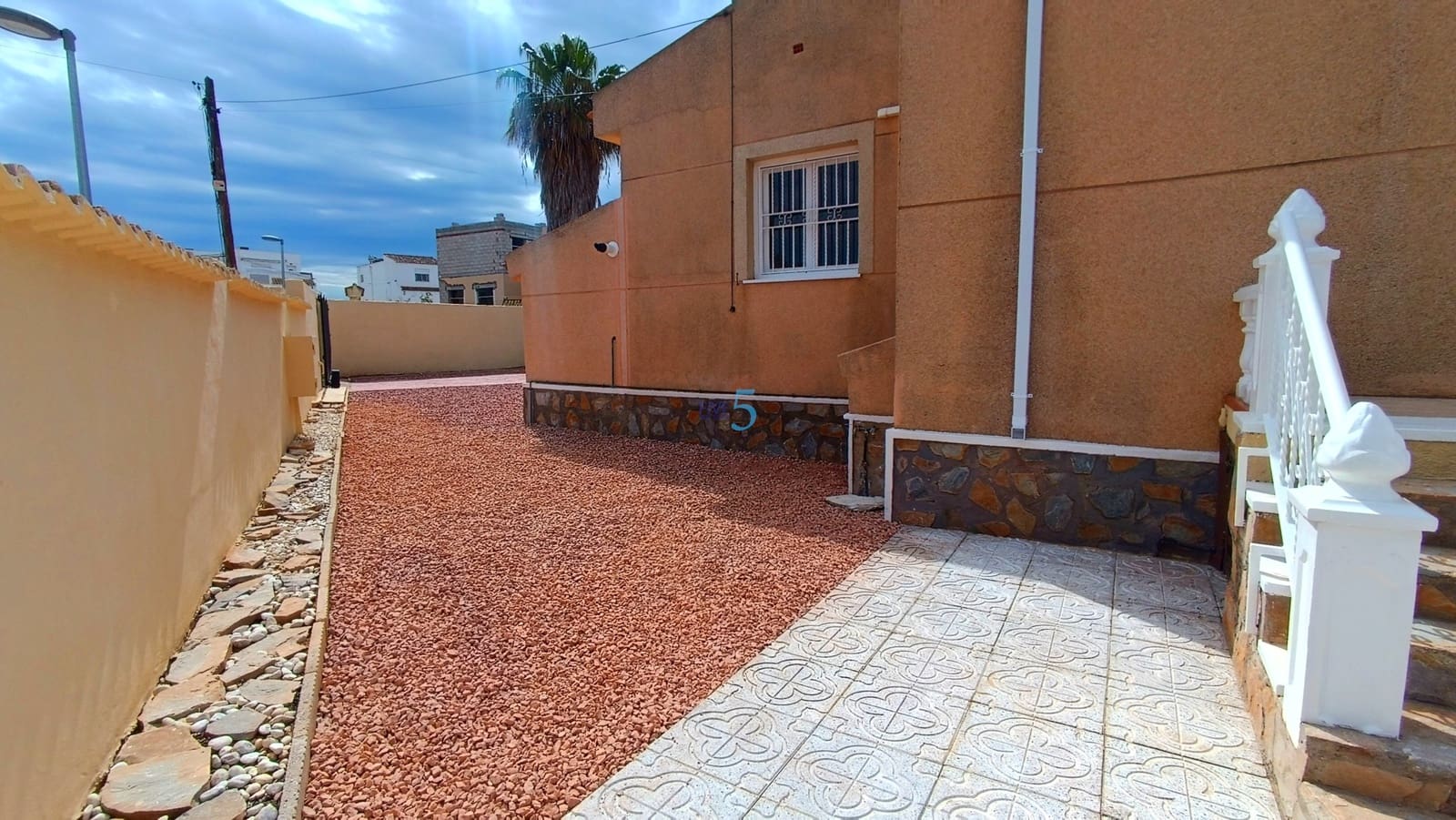 2 soveværelse Villa til salg i Benijofar med swimmingpool garage - € 275.000 (Ref: 9830398)