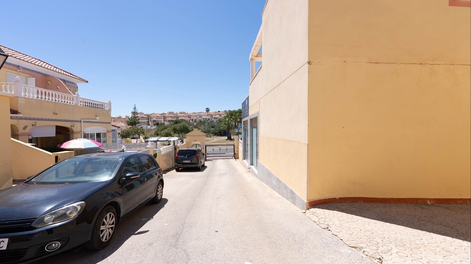 2 soveværelse Lejlighed til salg i Villamartin med swimmingpool garage - € 189.000 (Ref: 9830472)