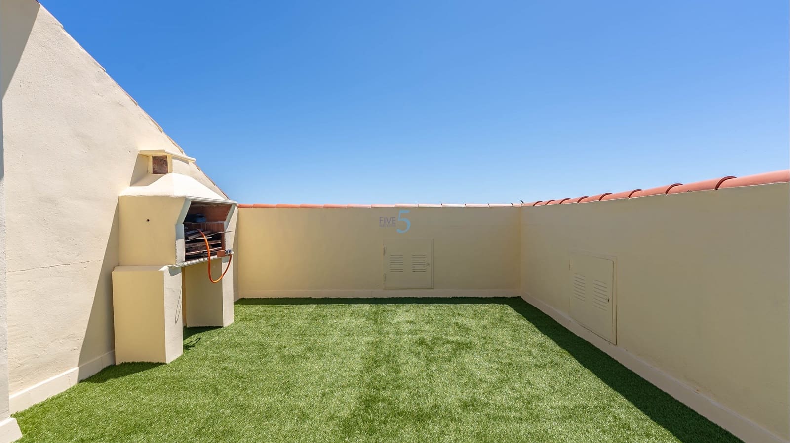2 soveværelse Lejlighed til salg i Villamartin med swimmingpool garage - € 189.000 (Ref: 9830472)