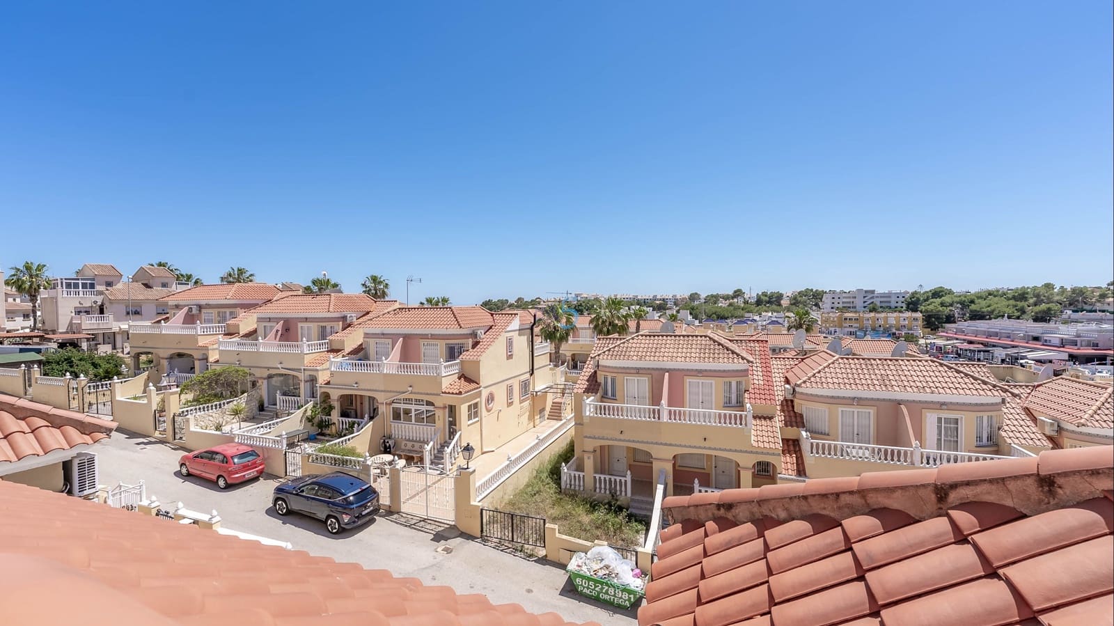 2 soveværelse Lejlighed til salg i Villamartin med swimmingpool garage - € 189.000 (Ref: 9830472)