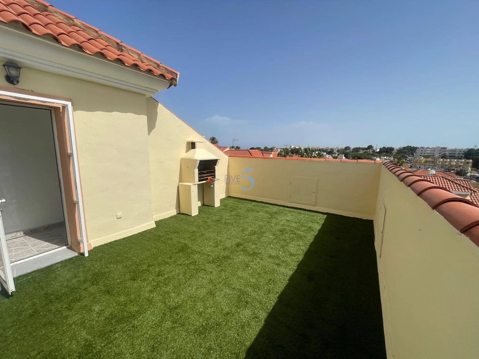 2 quarto Apartamento para venda em Villamartin com piscina garagem - 179 500 € (Ref: 9830472)