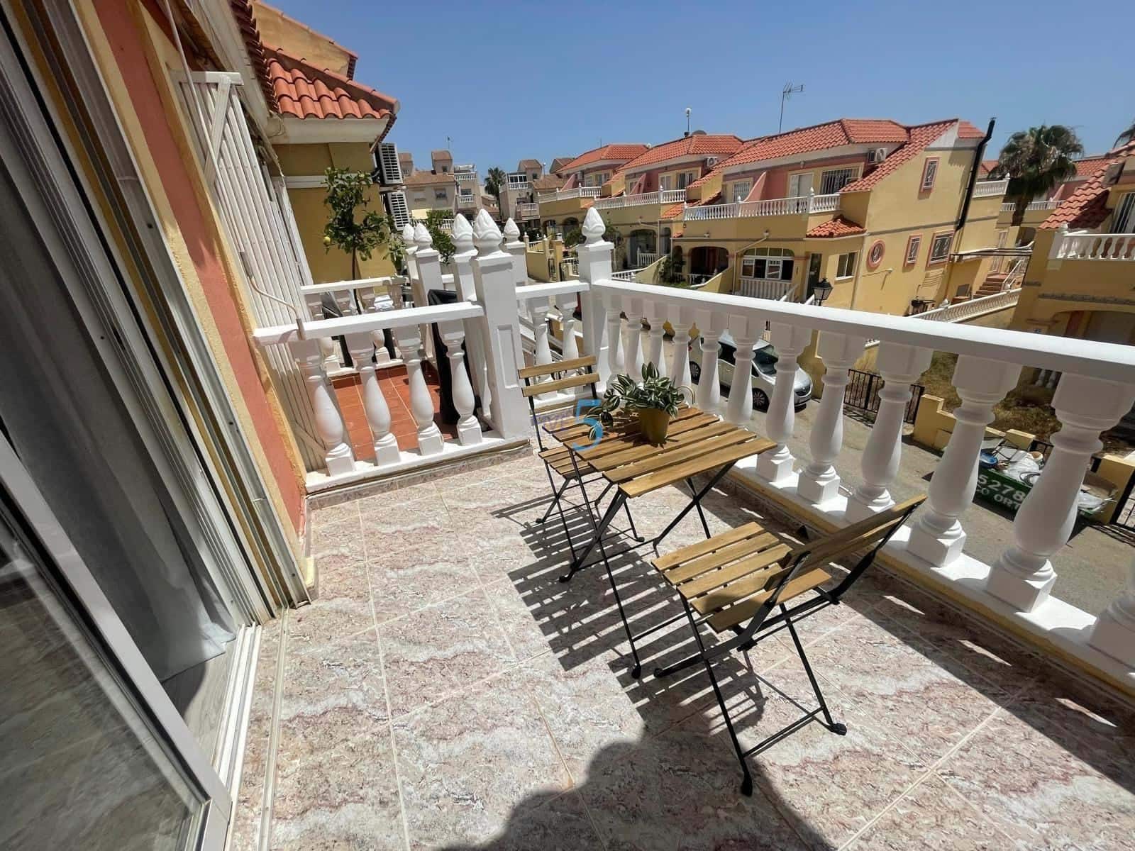 2 quarto Apartamento para venda em Villamartin com piscina garagem - 179 500 € (Ref: 9830472)