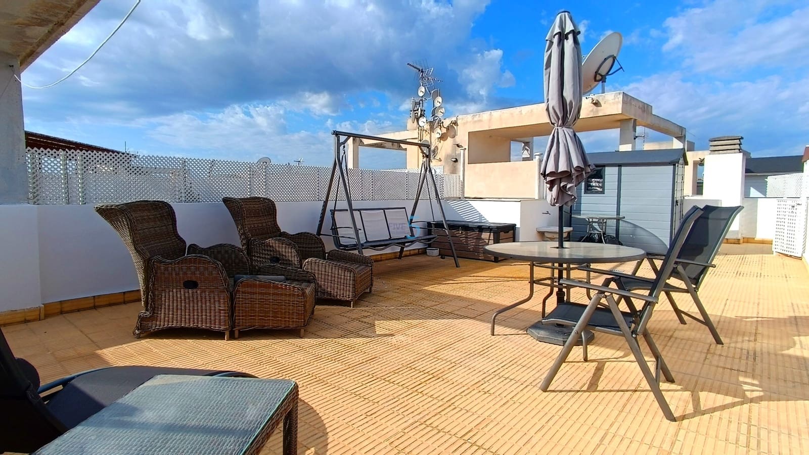 2 bedroom Apartment for sale in Almoradi with pool - € 115,000 (Ref: 9832054)