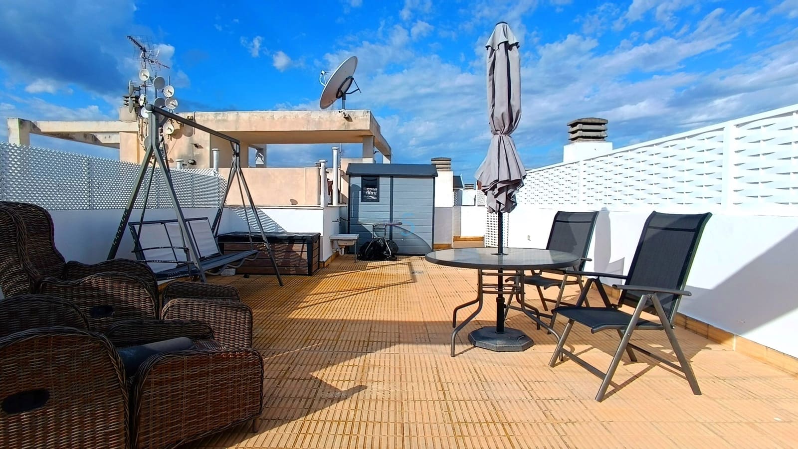 2 bedroom Apartment for sale in Almoradi with pool - € 115,000 (Ref: 9832054)