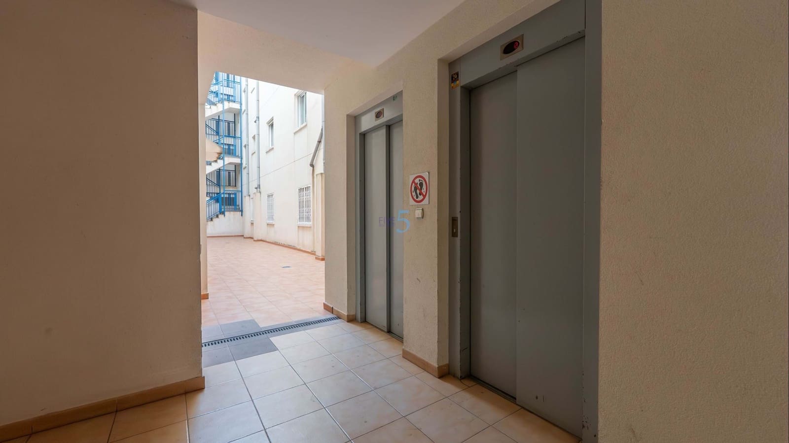 2 soveværelse Lejlighed til salg i Almoradi med swimmingpool - € 115.000 (Ref: 9832054)