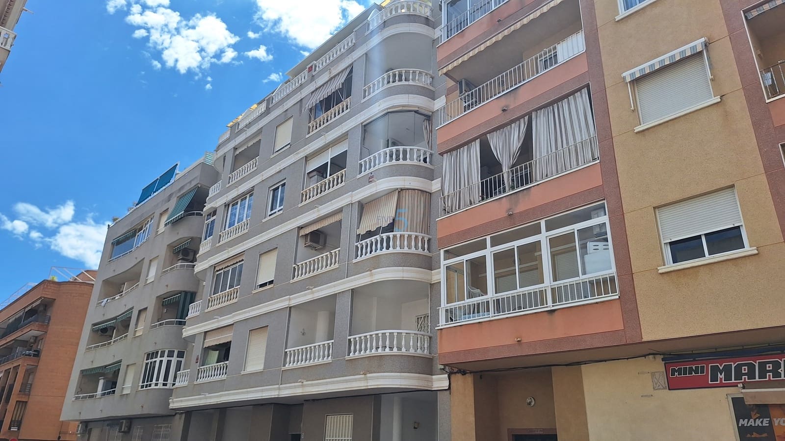 1 soverom Leilighet til salgs i Torrevieja - € 147 000 (Ref: 9832921)