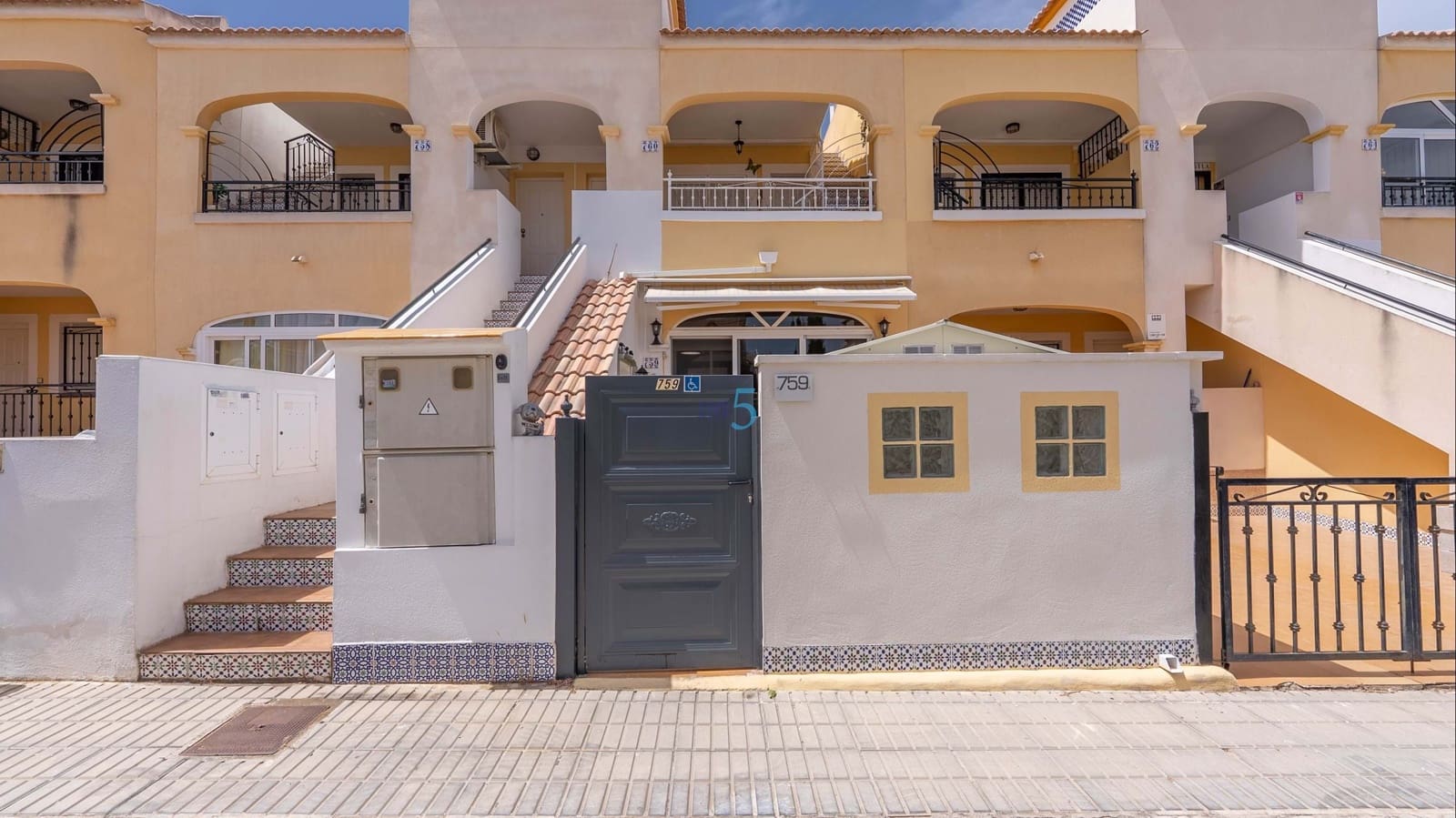 2 makuuhuone Huoneisto myytävänä paikassa Dream Hills mukana uima-altaan - 139 995 € (Ref: 9832922)