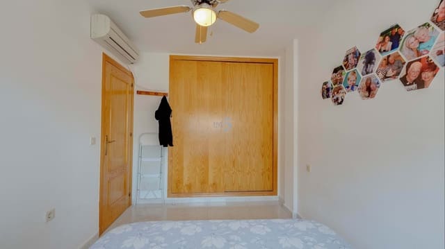 1 sovrum Lägenhet till salu i San Pedro del Pinatar med pool garage - 119 950 € (Ref: 9832924)