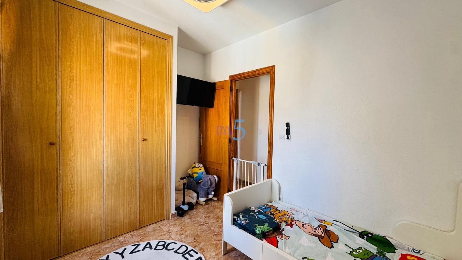 3 sovrum Lägenhet till salu i San Miguel de Salinas med pool - 165 000 € (Ref: 9834694)