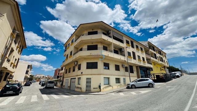 3 sovrum Lägenhet till salu i San Miguel de Salinas med pool - 165 000 € (Ref: 9834694)