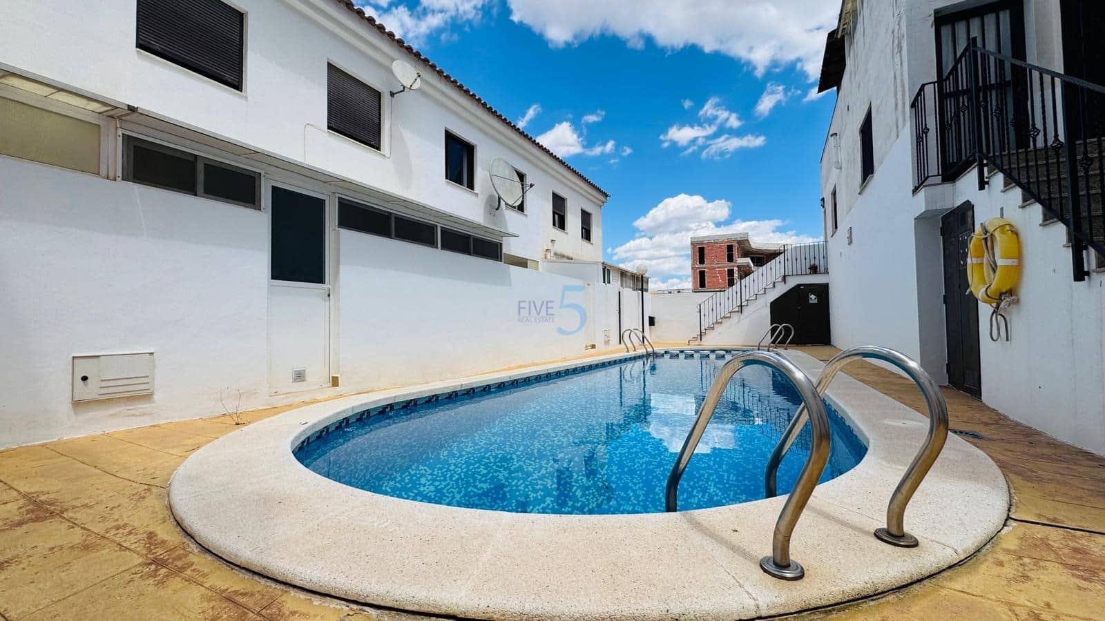 3 sovrum Lägenhet till salu i San Miguel de Salinas med pool - 165 000 € (Ref: 9834694)
