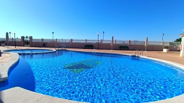 2 soveværelse Byhus til salg i Daya Nueva med swimmingpool - € 137.500 (Ref: 9834841)