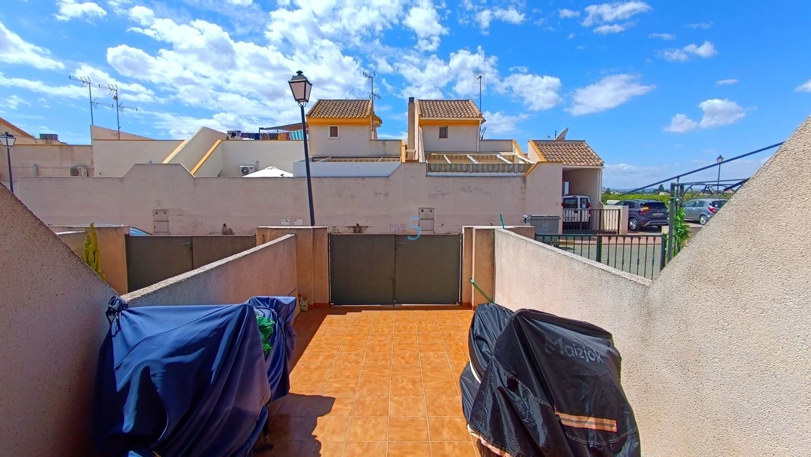 2 sypialnia Dom na sprzedaż w Daya Nueva z basenem - 137 500 € (Ref: 9834841)