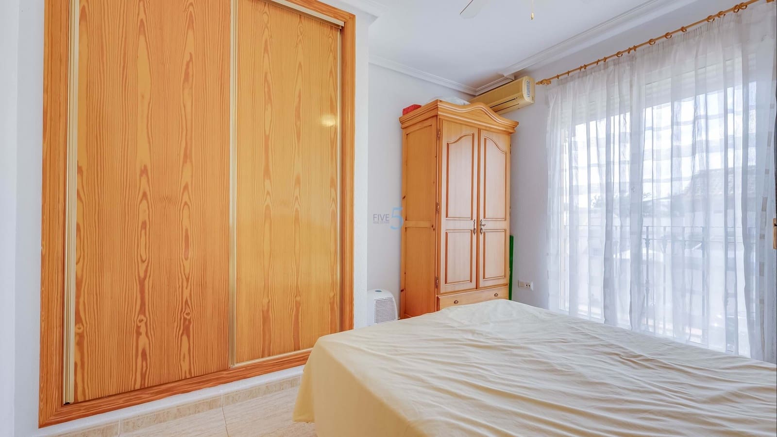 Casa de 2 habitaciones en Daya Nueva en venta con piscina - 137.500 € (Ref: 9834841)