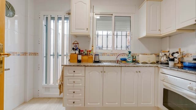 2 makuuhuone Omakotitalo myytävänä paikassa Daya Nueva mukana uima-altaan - 137 500 € (Ref: 9834841)