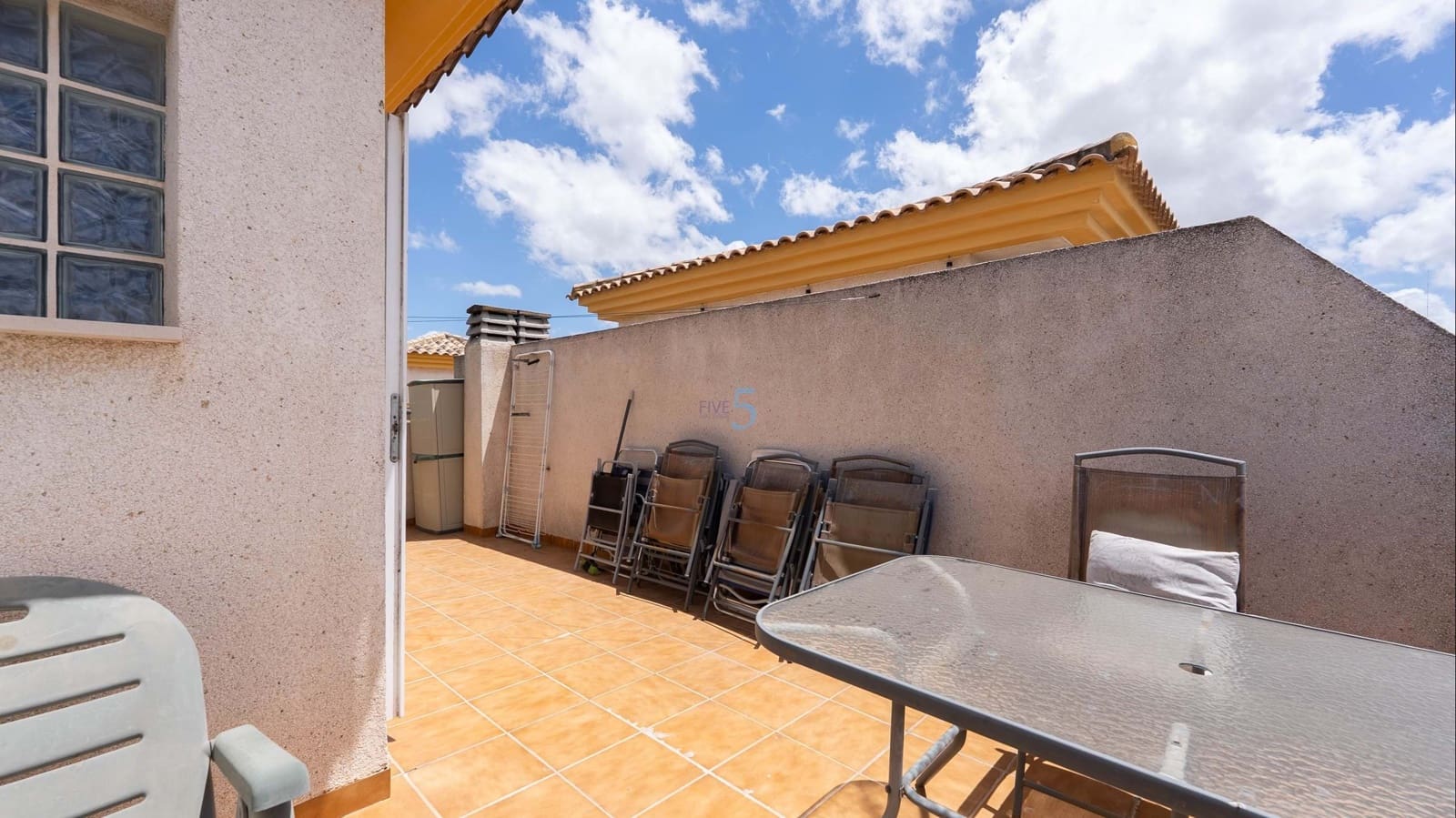 Casa de 2 habitaciones en Daya Nueva en venta con piscina - 137.500 € (Ref: 9834841)
