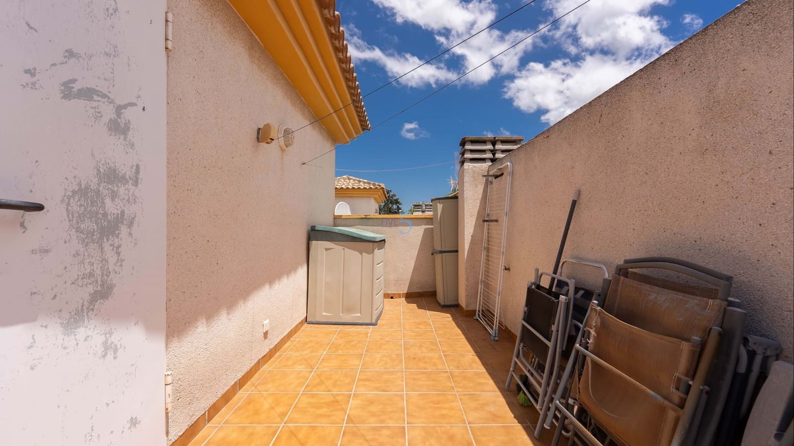 Casa de 2 habitaciones en Daya Nueva en venta con piscina - 137.500 € (Ref: 9834841)