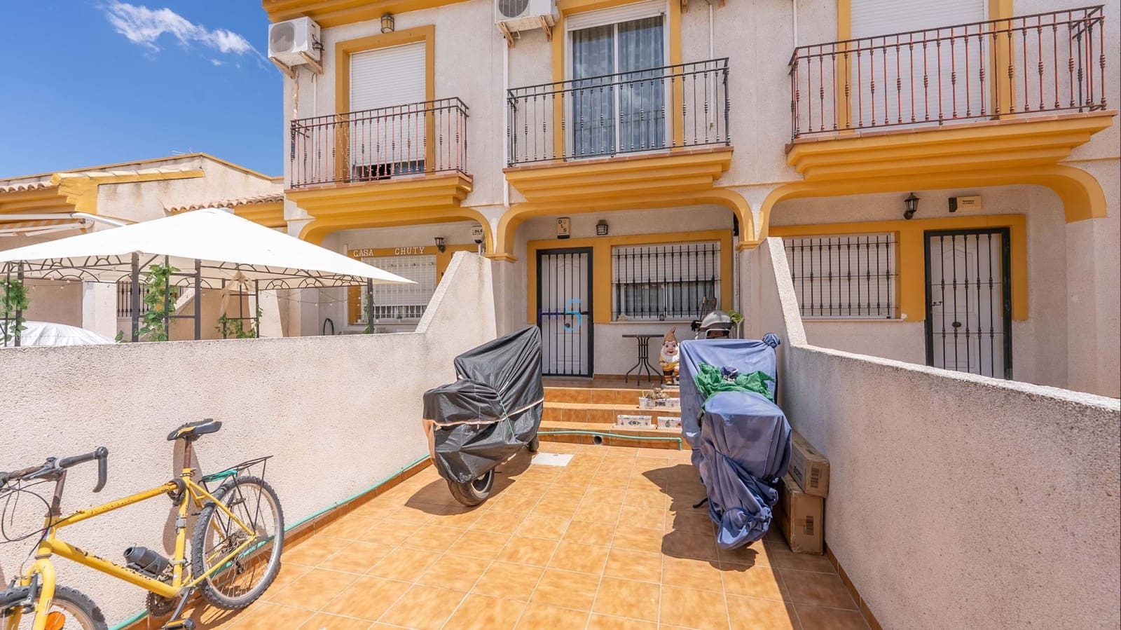 Casa de 2 habitaciones en Daya Nueva en venta con piscina - 137.500 € (Ref: 9834841)