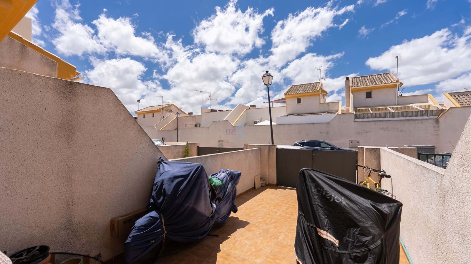 Casa de 2 habitaciones en Daya Nueva en venta con piscina - 137.500 € (Ref: 9834841)