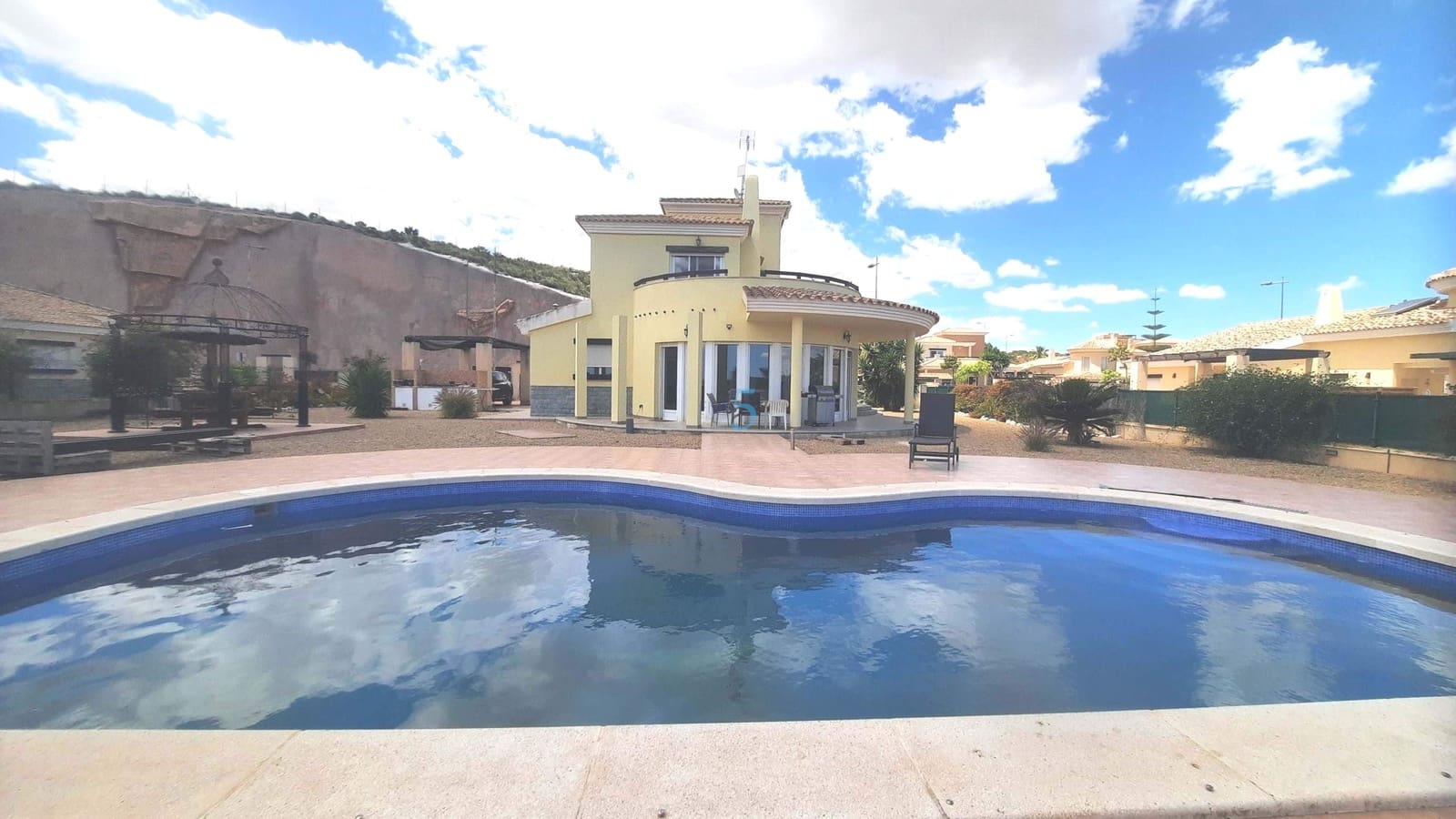 3 bedroom Villa for sale in Fuente Alamo de Murcia with pool - € 295,000 (Ref: 9838318)