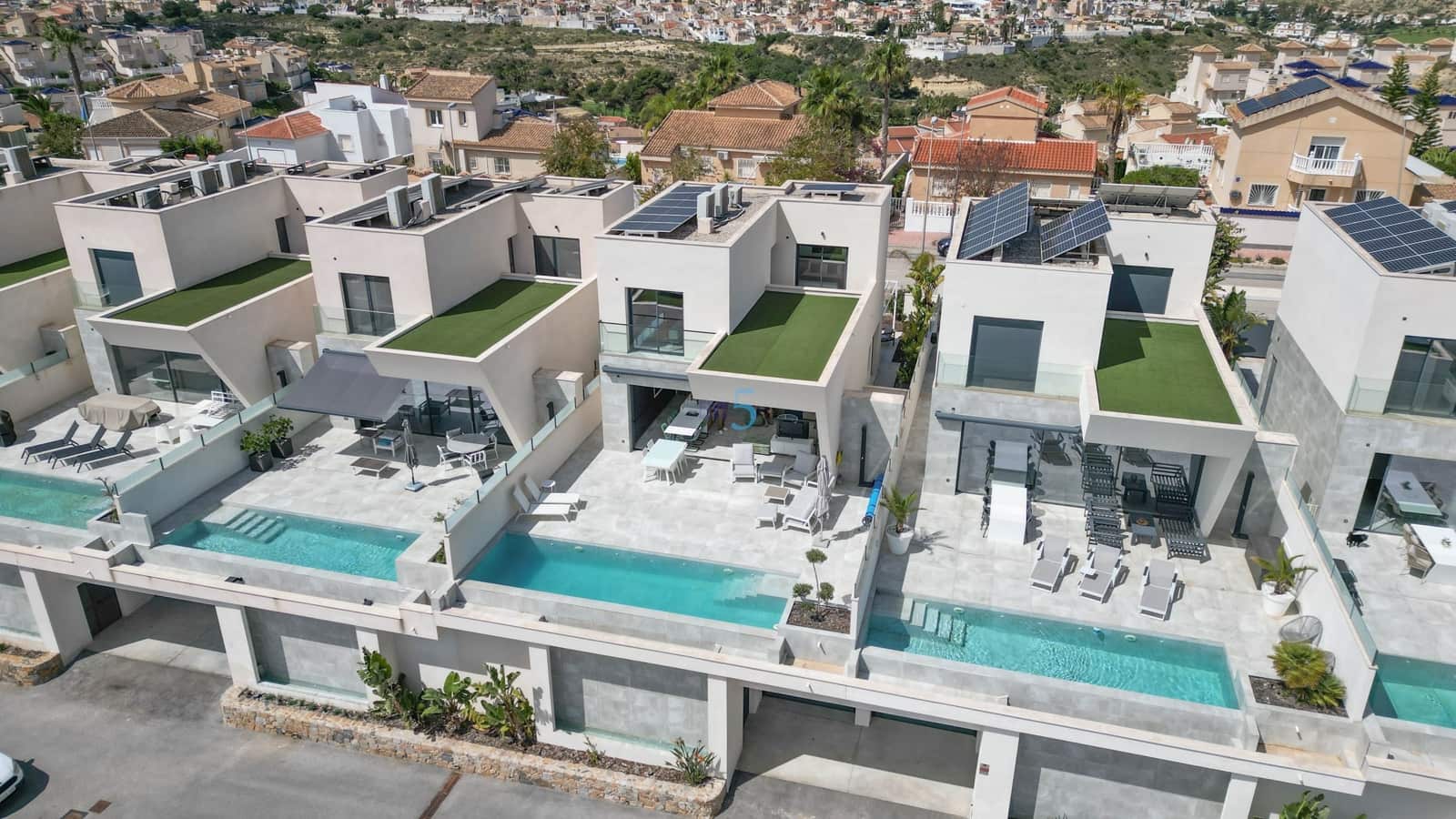 Chalet de 5 habitaciones en Ciudad Quesada en venta con piscina garaje - 725.000 € (Ref: 9838583)